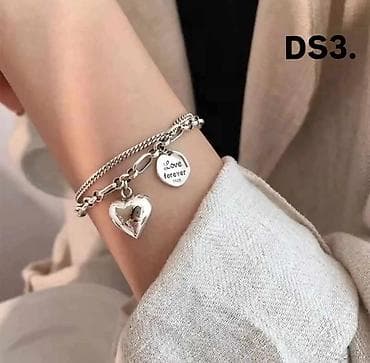 Narukvica sa privescima žig 925
Cena:1800din💛⭐⭐