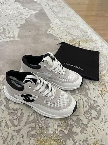 nine west torba za laptop: Chanel patike – model sa logoom CC - Boja: belo/krem sa crnim — 2