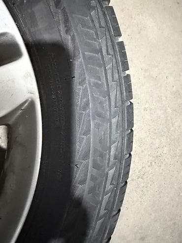 organizer za zadnje sediste: Set guma – 4 komada - Dimenzije: 225/60 R17 - Indeks nosivosti i — 3