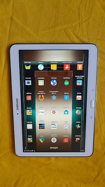 Modems, Broadband & Networking: Samsung Galaxy Tab 4 – 10.1 inča, belo kućište. - Ekran: 10.1" TFT — 3