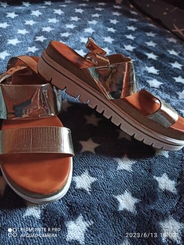 pantalone od vestacke koze: Sandale, 38 — 1