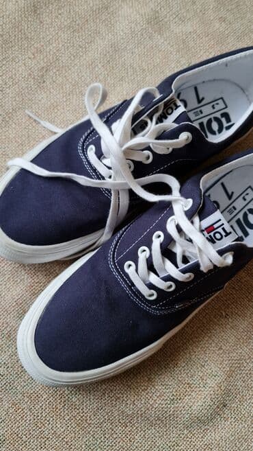 Sandals and flip-flops: Trainers, Tommy Hilfiger, size - 43 — 9