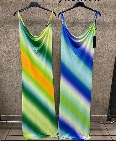 slip haljine: Haljina na bretele. - Model: duga,lepršava slip haljina sa tankim — 2