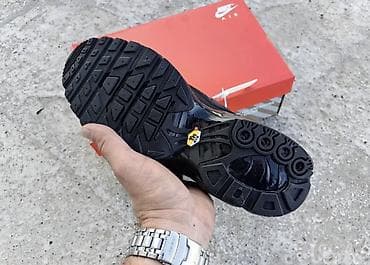 kargo pantalone zenske: Nike Air Max Plus (TN) – triple black - Model: 60 - Boja: potpuno — 3