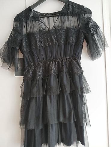 Zara Basic Collection haljina – crna, elegantna, sa bogatim detaljima