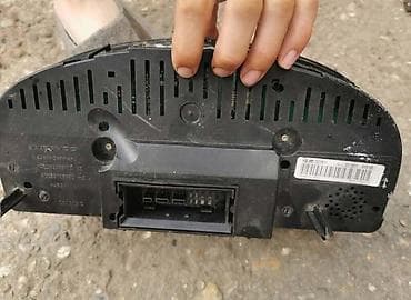 zastita za instrument tablu: KM SAT ZA VOLKSWAGEN GOLF 5 — 2