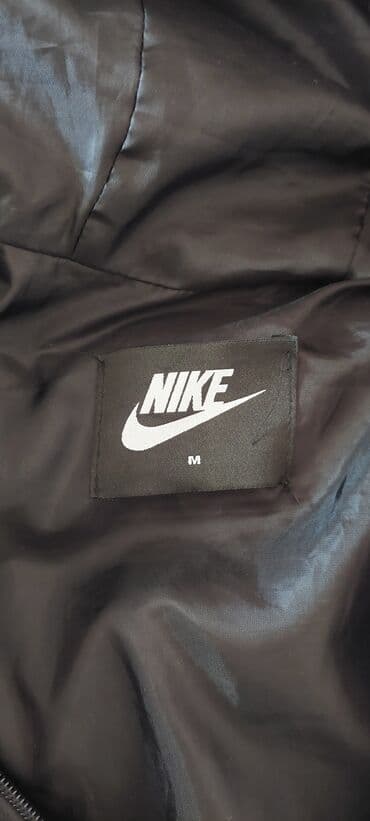 proljetne jakne c a: Nike muska zimska jakna bez ostecenja kao nova nosena par puta — 2