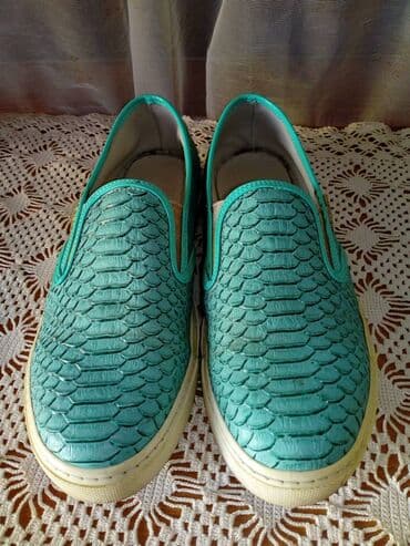 Espadrile: Espadrile, 39
