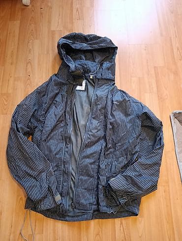 max naocare za sunce: Muška lagana jakna sa kapuljačom - Dizajn: tamna podloga sa finim — 1