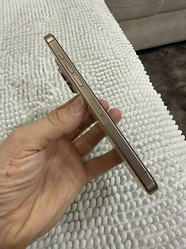 Video Games & Consoles: Apple iPhone 16 Pro Max– titanijumsko kućište, boja Desert Uz telefon — 6