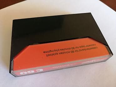 Donji delovi trenerke: Agfa ferro color 120, plava, minimalno ispisana, zupci na mestu, 350 — 5