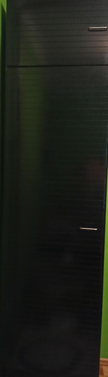 Stilski nameštaj: Radni sto(82) +2 visoka ormara(32/32) – set za sobu/radni kutak — 2