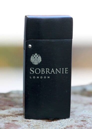 Bicikli: Masivna metalna futrola za upaljač BIC – Sobranje London Originalna — 2