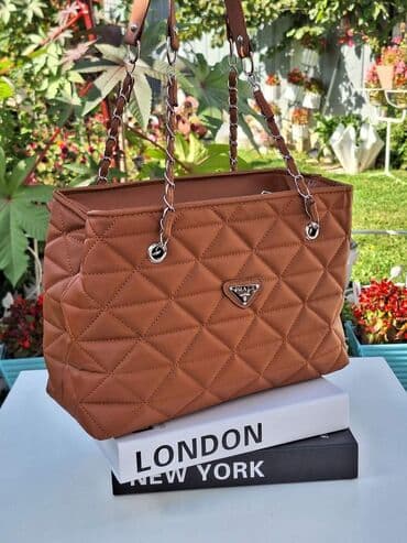 tommy hilfiger d: Prelepi modeli ženskih torbi
Cena 2500 din — 10