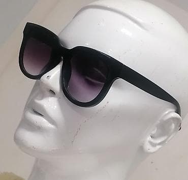 Accessories: Moderne uniseks naočare za sunce – crni ram, ljubičasto-gradijentna — 2