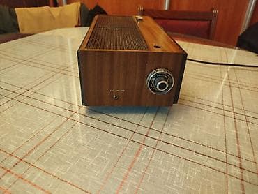 navlaka za kauc: Retro stari radio Junior flip budilnik vintage. Nepoznato stanje — 7