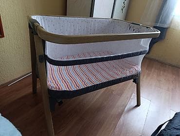 bona obuca: Prenosivi pored-kreveta krevetac/kolievka za bebu - Dizajn sa drvenim — 1