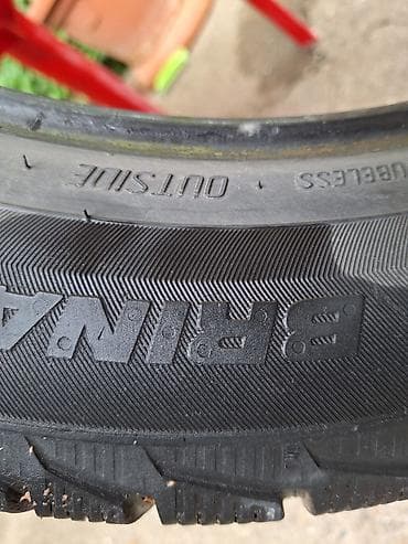 x cars nis: Prodajem 2 zimske gume jedna je Sava druga je Viati barni Ruskog — 6