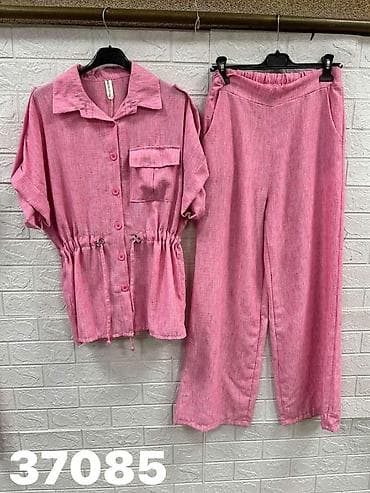 Komplet sirok košulja i pantalone. - Košulja sa kratkim podvijenim