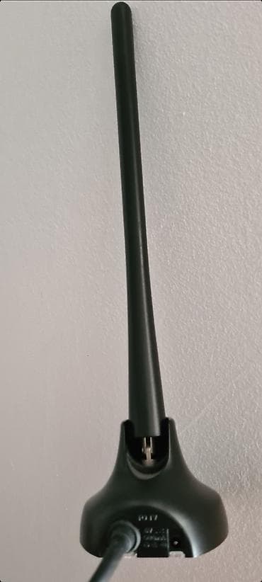 prikljucak za tv antenu: Philips bežična/unutrašnja TV antena sa pojačalom - Model: Philips — 4