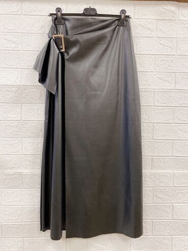 Skirts: Suknja 
2500 din — 2