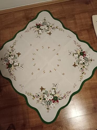 l profili cena: Uskršnji dekorativni stolnjaci – set od 4 komada - Kvadratni — 3