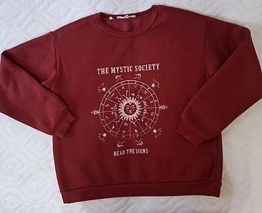 Bordo dukser sa printom “THE MYSTIC SOCIETY – READ THE SIGNS”. -