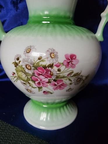 madame coco gornji milanovac: Vaza jugoporcelan Titov Veles iz 70ih.god. Vaza je perfektna sve na — 8