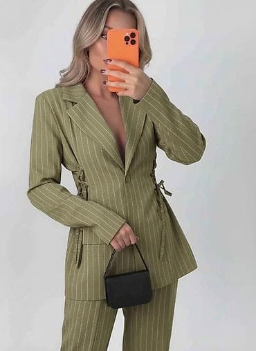 mindjuse sa biserom: 🔥Ženski komplet – sako i pantalone sa prugama
✅3900 din — 2