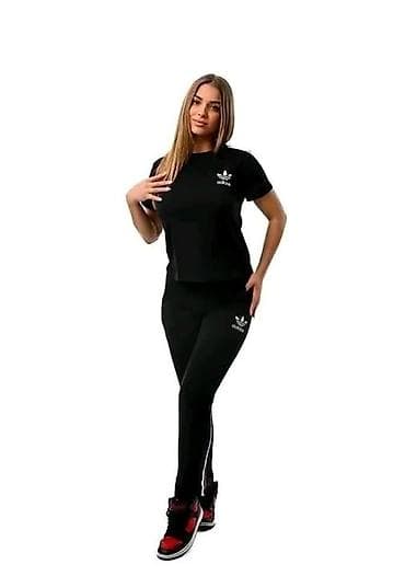 puder bourjois: Sportski komplet majica kratkih rukava i donji deo trenerke ADIDAS. - — 6