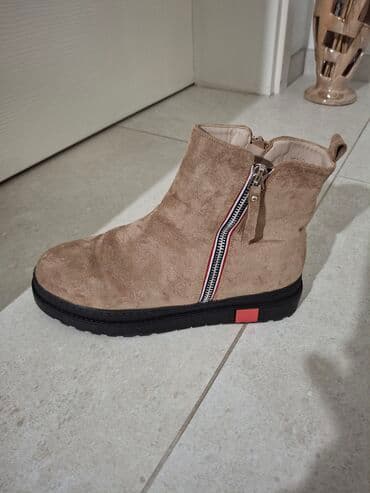 Women's Sneakers and athletic shoes: Gležnjače, 40 — 3