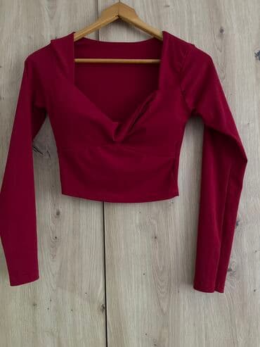 svecane tunike i pantalone: Bluza s/m ima sundjere bez etikete — 1