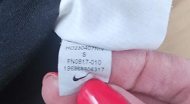 manje vece: Men's T-shirt Nike, bоја - Crna — 5