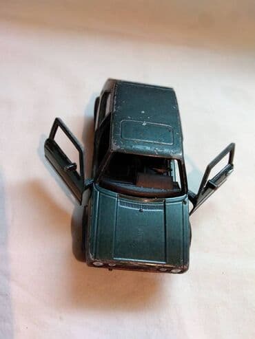 vw buba maketa: Welly VW Golf Gti oko 1:32(10, 5 cm. )fali: branici,staklo i — 2
