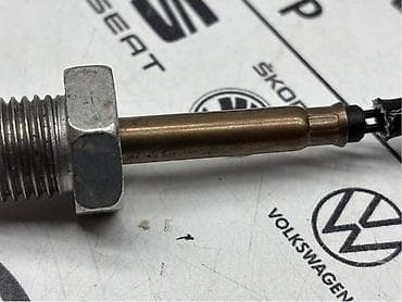auto dizalice kupujemprodajem: TEMPERATURNA SONDA ZA VOLKSWAGEN TIGUAN, TOURAN, GOLF 7 . - 04L 906 — 4