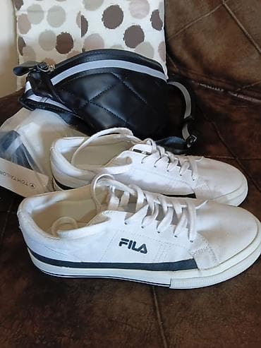 Sandals and flip-flops: Fila ženske patike – klasičan model od platna - Brend: Fila - Boja — 9