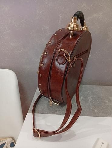 vogue naocare za vid: Nova torba funkcionise i kao pravi sat,prikazano je na fotografiji — 6