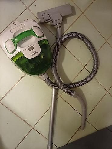 13 pro: Gorenje G-VAC 4 usisivač bez kese, 1600W max - Snaga: 1600W max — 4