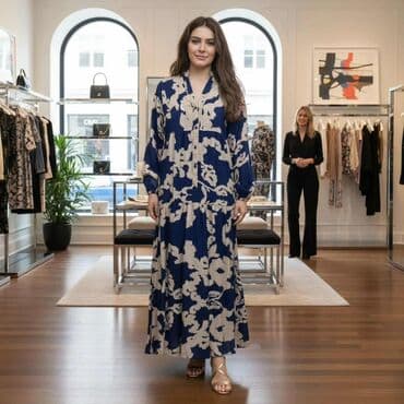 Duga haljina sa printom – plavo-bež Ik - Kroj: maxi dužina, opuštena