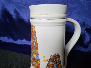 jelen pivo krigla: Krigla nova Zajecar porcelan 70te. Nova krigla,sve na njoj odsjaj od — 7