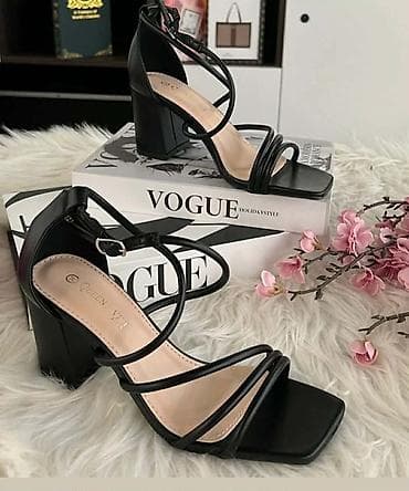 cabin sandale: Elegantne damske sandale – više modela


 Brojevi 36-41
2550 din
OR💥 — 2