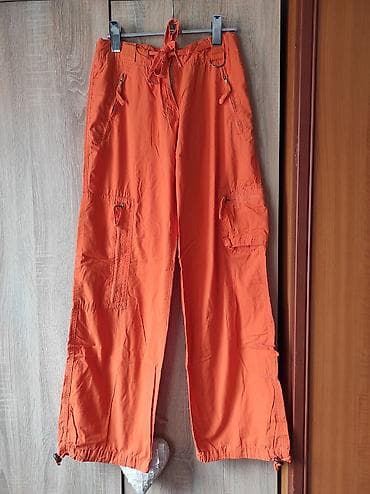 only farmerke: Narandžaste cargo pantalone širokog kroja, u odličnom stanju - Model — 2