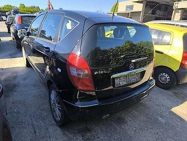 oglasi auta: MERCEDES BENZ A 180 2010. GOD. - KOMPLETAN AUTO U DELOVIMA | — 1