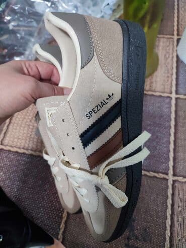 smaragdno zelena haljina: Trainers, Adidas, size - 38 — 17