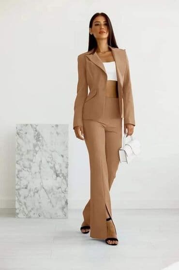 lilly sociva u boji: Komplet: 3200 dinara — 2