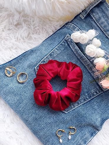 dugi rep umetak: Set baršunastih scrunchie gumica za kosu – bordo/crvena - Materijal — 2