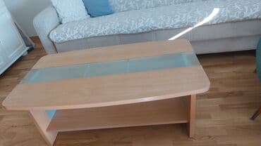 Ugaone garniture: Klub sto 105x60 cm Stabilan cvrst Ima malo ostecenje na sredini koje — 4