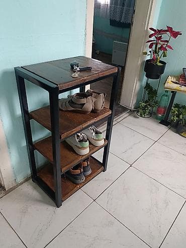 sto za pesak: Industrijski stovčic/etažer sa 4 police - Konstrukcija: čelični ram — 3