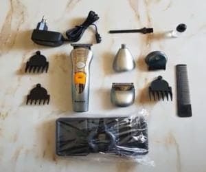 Personal Care Appliances: KEMEI KM 580 A 7u1 Profi masinica za sisanje, trimovanje Kemei Novo — 1