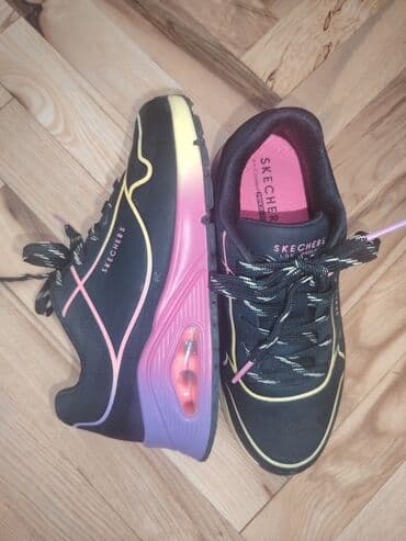 nike patike zelene: Dečije patike br. 33 - Brend: Skechers - Model sa vazdušnim jastukom — 4